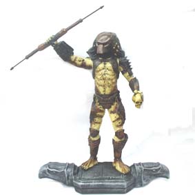 Predator com lança