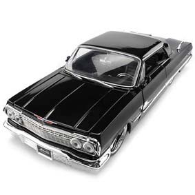 1963 Chevrolet Impala SS (custom Chevy) marca Jada Toys escala 1/24