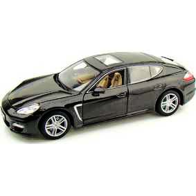 2011 Porsche Panamera Turbo Miniatura da Maisto escala 1/18 