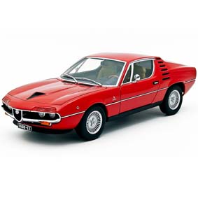 Alfa Romeo Montreal (1970) Autoart escala 1/18