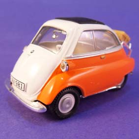 BMW Isetta 250 (Cararama Miniaturas escala 1/43) Romiseta