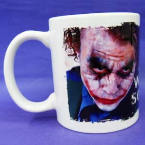 Caneca Coringa - O Cavaleiro das Trevas 