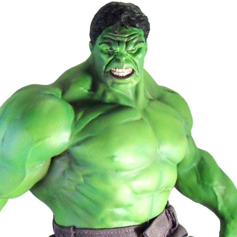estátua do hulk os vingadores arte em miniaturas