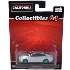 Ford Fusion (2013) Greenlight Green Machine California Toys Collectibles 1/64