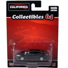 Ford Fusion Nigel Mansell x Nelson Piquet (2013) Greenlight California Toys 1/64