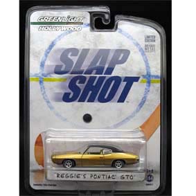 Greenlight Hollywood R2 44620 Reggies Pontiac GTO do filme Vale Tudo ( Slap Shot )