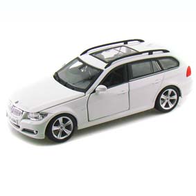 Miniatura Bburago escala 1/24 BMW 3 Series Touring Wagon (branco)