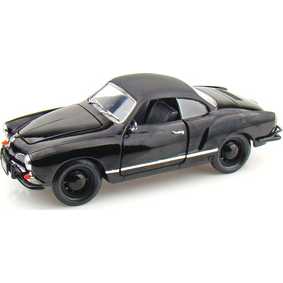 Miniaturas Greenlight  VW Karmann Ghia em metal escala 1/18 Black Bandit